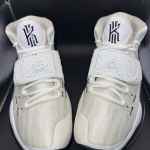 Size 9.5 - Nike Kyrie 6 Oreo, BQ4630-100, Clean, No Box, Great Condition